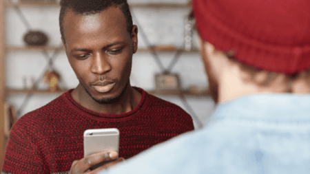 how to identify scams in WhatsApp groups
